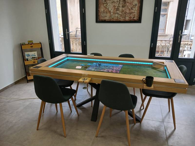 La table de jeux Damys