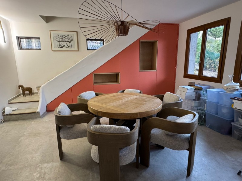 Sous escalier 