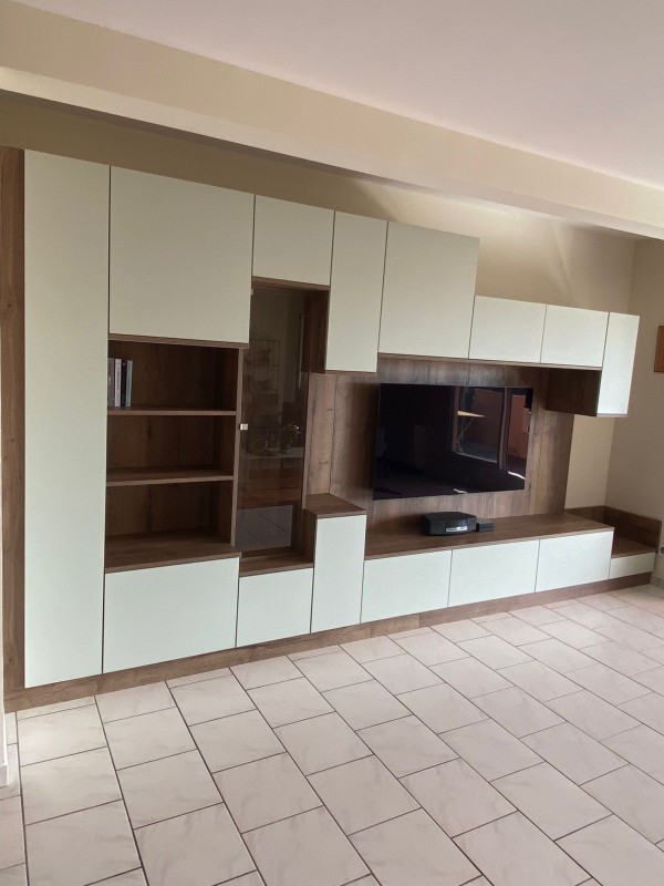 Vitrinne en verre eclairee