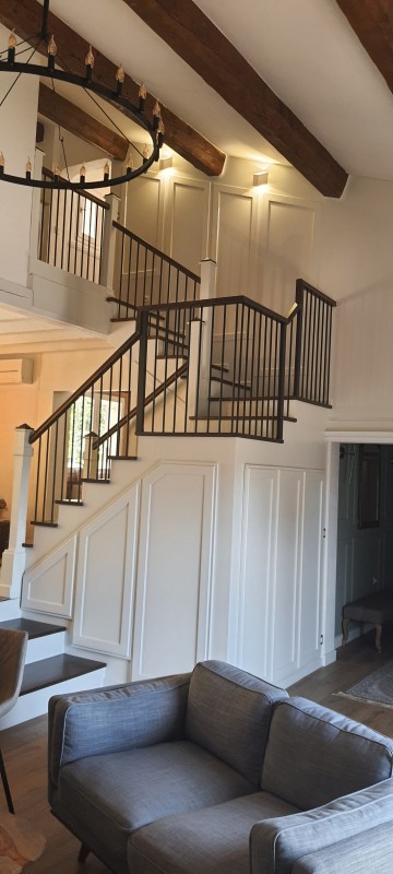 Rangements sous escalier