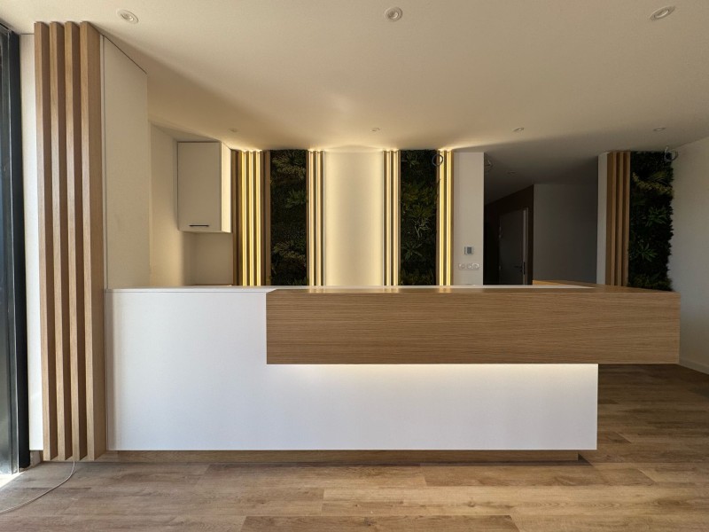 Accueil sur mesure en bois