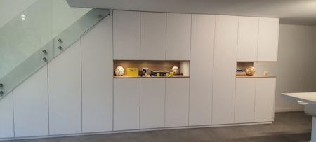 Notre zone d'activité pour ce service Tarif pour l’agencement complet d’un magasin avec mobilier sur mesure fonctionnel et esthétique à à proximité de Saint-Maximin la Sainte-Baume dans le Var